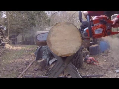 Stihl MS261 2016 edition (stock) vs Husqvarna 550xp (stock)