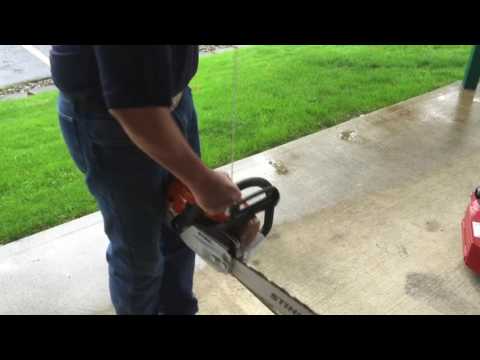 STIHL MS 261 C-M Chainsaw Operation
