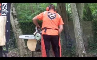 Gilles GIGUET, quintuple champion de France Stihl Timbersports met en place sa tronçonneuse