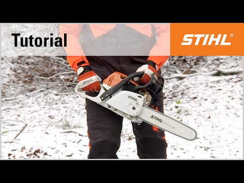 Ground start using the STIHL MS 241 C-EM chainsaw with M-Tronic
