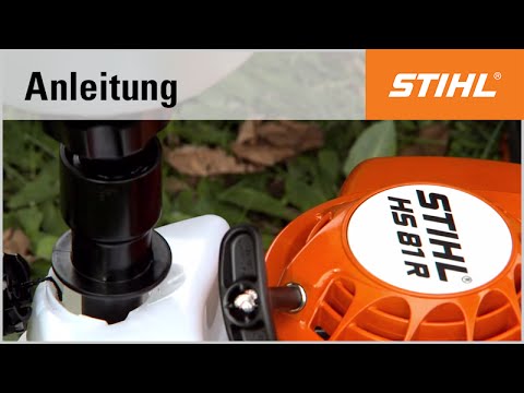 Eine STIHL Benzin-Heckenschere betanken