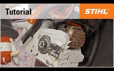 Removing and cleaning the chain sprocket cover, guide bar and saw chain of a STIHL chainsaw