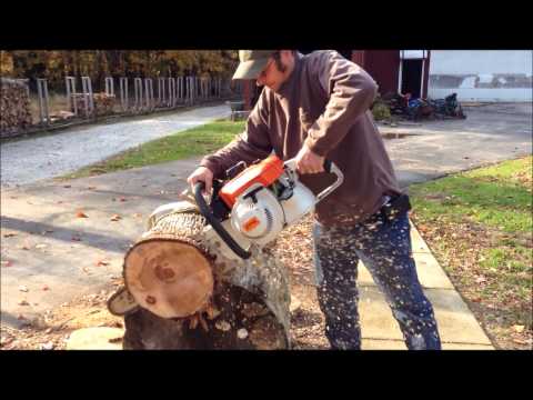 Stihl 090G chainsaw (later style) metal name tags, 1/2″ chipper chain, 21′ hardnose bar